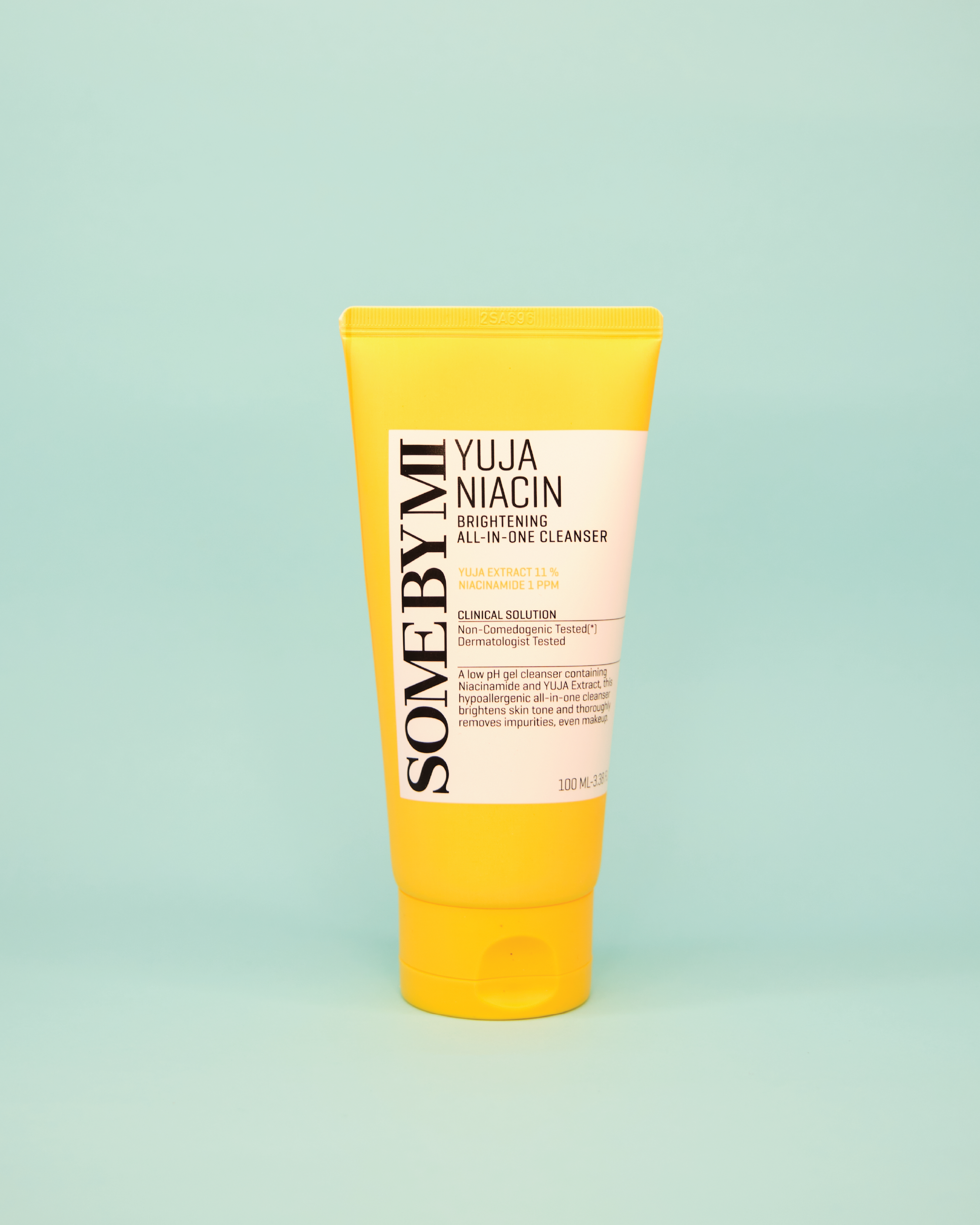 SOME BY MI Yuja Niacin Brightening All-In-One Cleanser